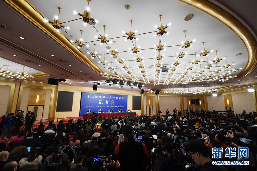 （兩會(huì)&middot;XHDW）（1）財(cái)政部部長(zhǎng)肖捷等就&ldquo;財(cái)稅改革和財(cái)政工作&rdquo;答記者問