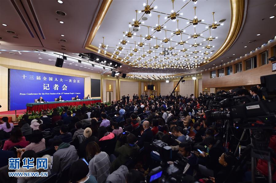 (兩會(huì)·XHDW)(1)農(nóng)業(yè)部部長(zhǎng)韓長(zhǎng)賦等就“實(shí)施鄉(xiāng)村振興戰(zhàn)略 推動(dòng)農(nóng)業(yè)轉(zhuǎn)型升級(jí)”答記者問(wèn)