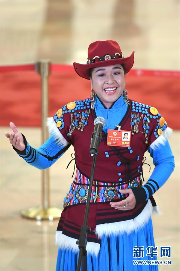 （兩會&middot;XHDW）（5）全國政協(xié)委員接受采訪