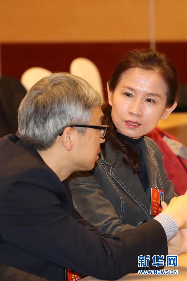 (兩會·基層代表履職故事)(2)全國人大代表李潞:承載生命囑托 堅守醫(yī)生職責