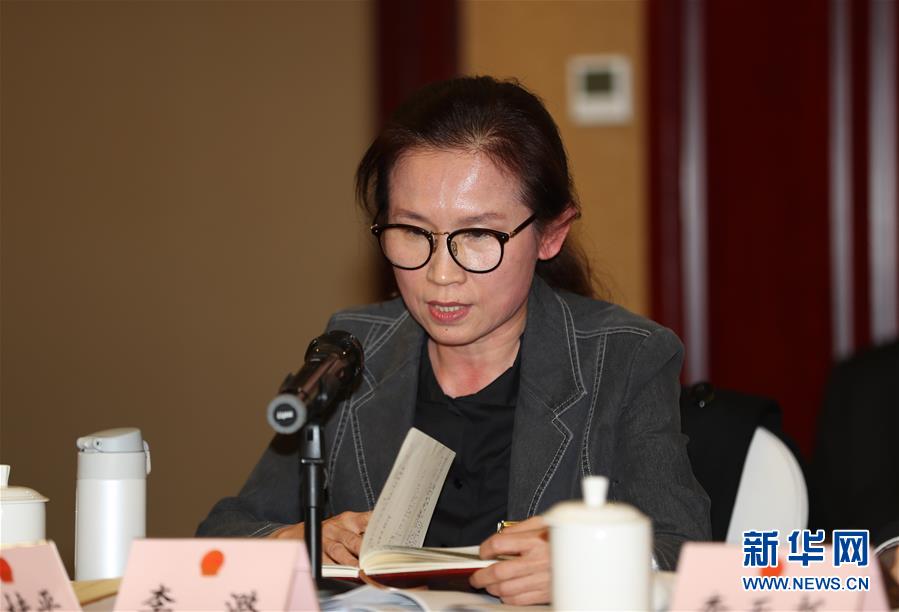 (兩會(huì)·基層代表履職故事)(4)全國人大代表李潞:承載生命囑托 堅(jiān)守醫(yī)生職責(zé)