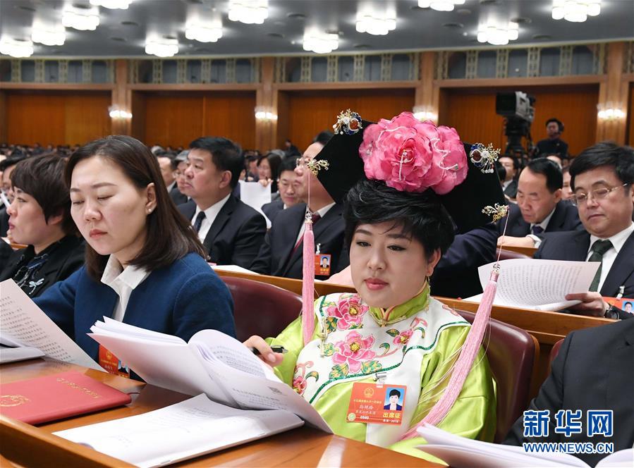 （兩會&middot;基層代表履職故事）（1）全國人大代表孫艷玲：做好非遺事業(yè)，讓古老技藝活起來