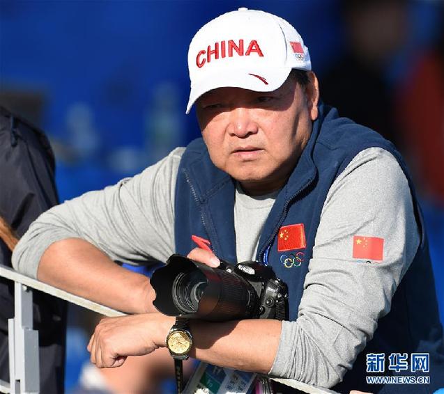 （改革先鋒風(fēng)采&middot;圖文互動）（6）展現(xiàn)團(tuán)結(jié)一致的拼搏精神&mdash;&mdash;記我國首位奧運冠軍許海峰