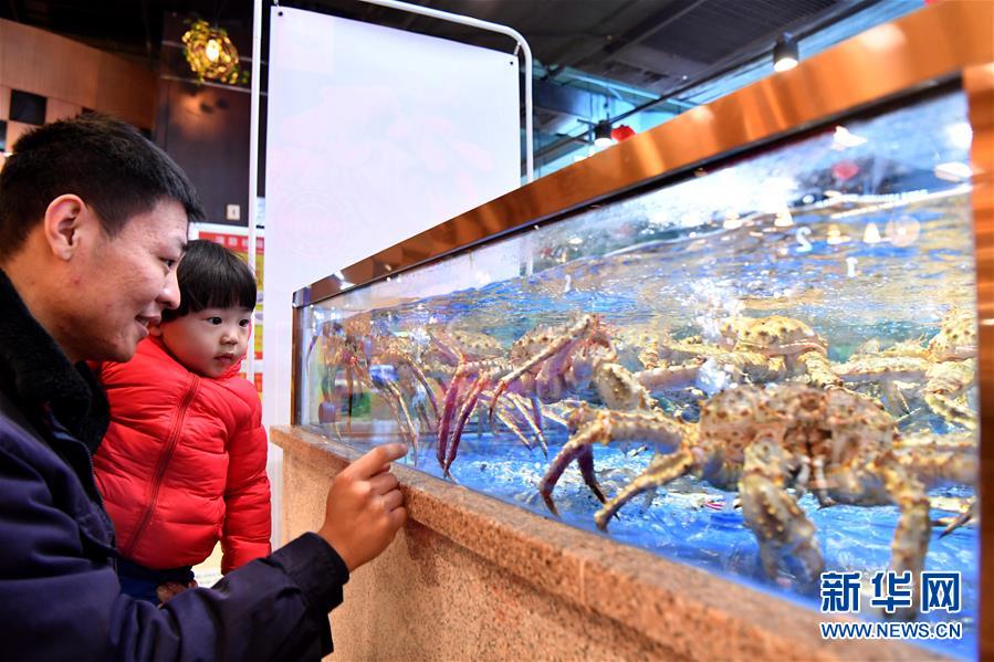 （在習(xí)近平新時(shí)代中國特色社會主義思想指引下&middot;將改革開放進(jìn)行到底&middot;大國之約）（新華全媒頭條&middot;圖文互動）（7）潮起東方浪涌時(shí)&mdash;&mdash;來自對外開放前沿的時(shí)代強(qiáng)音