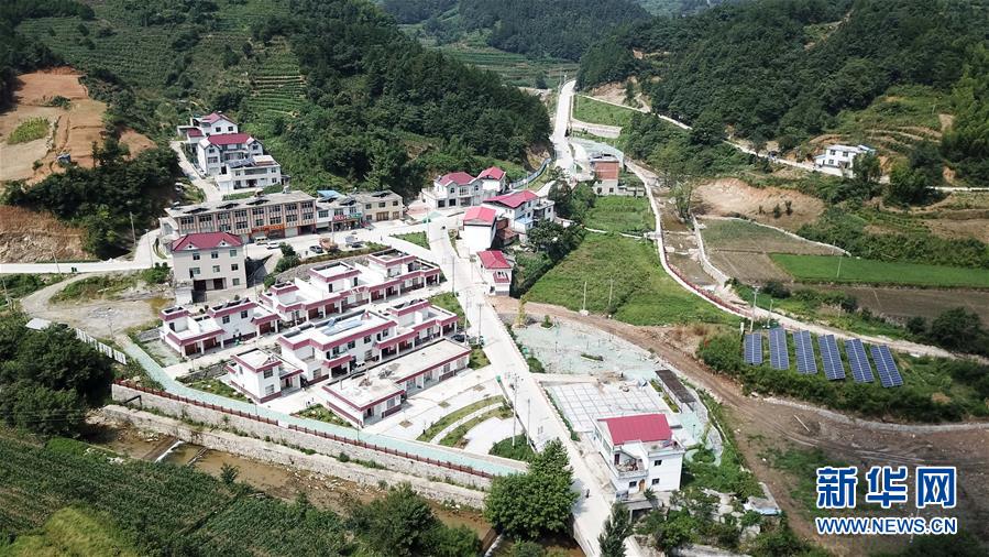 （兩會前夕看落實&middot;圖文互動）（4）踐行&ldquo;三嚴(yán)三實&rdquo; 譜寫改革新篇&mdash;&mdash;安徽落實習(xí)近平總書記全國兩會重要講話精神紀(jì)實