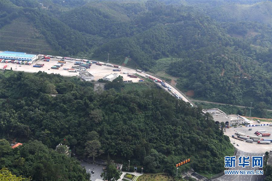 （兩會(huì)前夕看落實(shí)&middot;圖文互動(dòng)）（4）開放合作走活發(fā)展&ldquo;新棋局&rdquo;－－廣西落實(shí)習(xí)近平總書記全國兩會(huì)重要講話精神紀(jì)實(shí)