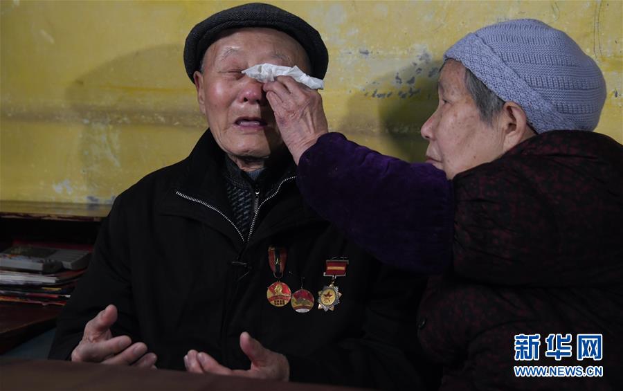 (新華全媒頭條·圖文互動)(8)英雄無言——95歲老黨員張富清的本色人生