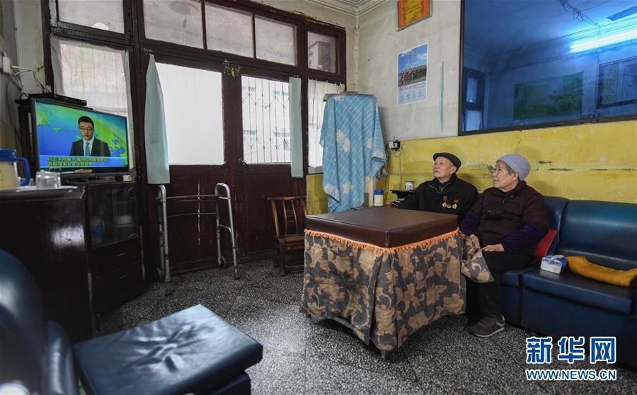 (新華全媒頭條·圖文互動)(7)英雄無言——95歲老黨員張富清的本色人生