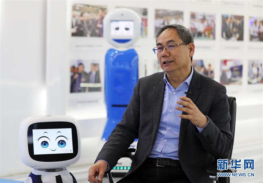 （愛國情 奮斗者&middot;圖文互動(dòng)）（2）青春，就是用來奮斗的&mdash;&mdash;記沈陽新松機(jī)器人自動(dòng)化股份有限公司創(chuàng)始人兼總裁曲道奎