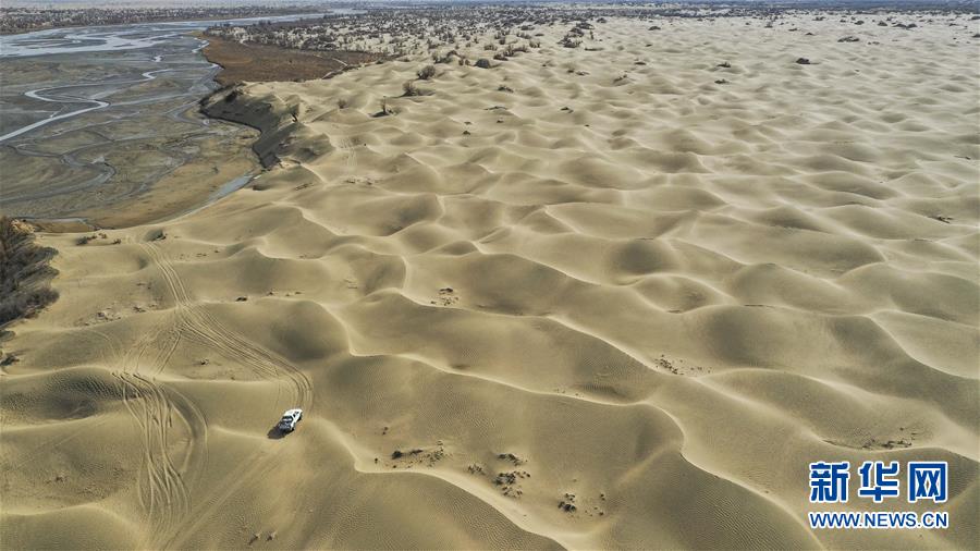 （新華全媒頭條&middot;圖文互動(dòng)）（1）一步千年，&ldquo;最后的沙漠部落&rdquo;遷入新家園