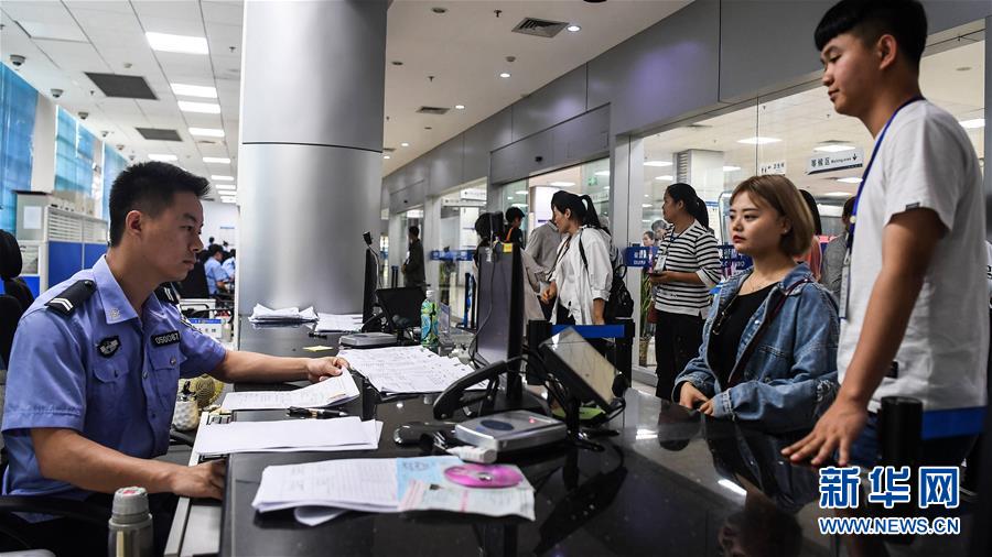 （壯麗70年 奮斗新時(shí)代&mdash;&mdash;推動(dòng)高質(zhì)量發(fā)展調(diào)研行&middot;圖文互動(dòng)）（5）近海能看鯨魚白海豚，廣西這片濱海旅游勝地啥來頭？