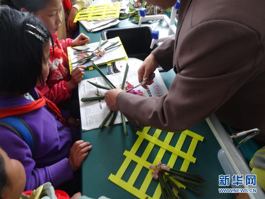 （新華全媒頭條&middot;圖文互動(dòng)）（7）努力成為好孩子 奮勇爭(zhēng)當(dāng)接班人&mdash;&mdash;兒童節(jié)前夕回訪習(xí)近平總書記關(guān)心過的少年兒童