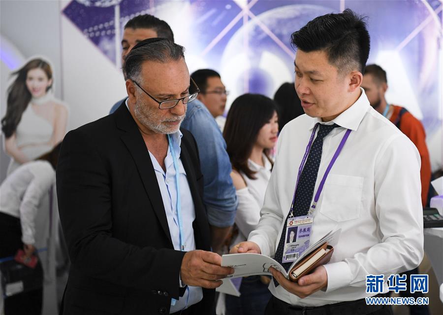 (圖文互動)(3)風(fēng)雨不動安如山——“今日之中國”系列述評之七