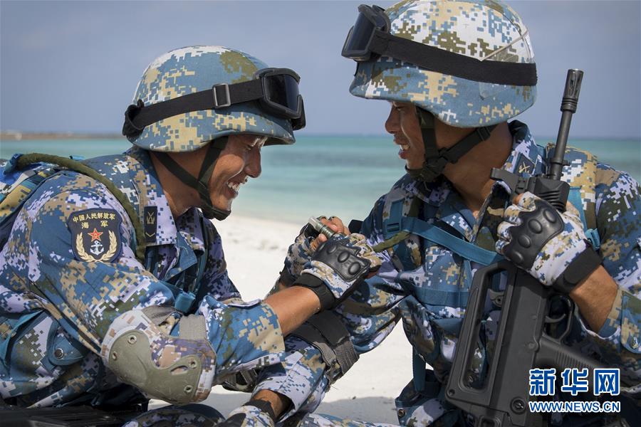 （壯麗70年&middot;奮斗新時代&middot;新華全媒頭條&middot;圖文互動）（7）&ldquo;你在我的航程上，我在你的視線里&rdquo;&mdash;&mdash;走進海軍西沙中建島官兵的五彩世界