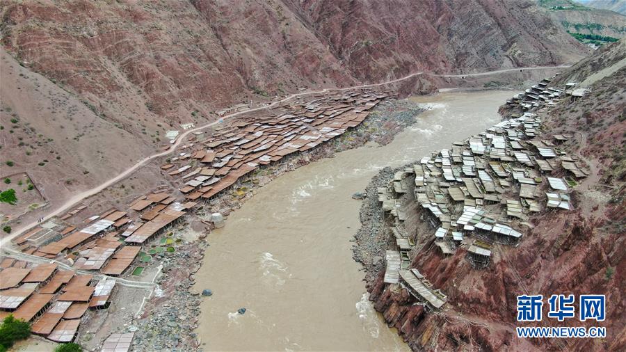 （圖文互動(dòng)）（2）大地的饋贈(zèng) 風(fēng)和陽(yáng)光的作品&mdash;&mdash;西藏芒康鹽田的前世今生