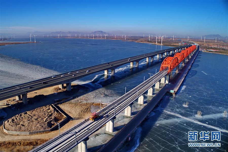 （新華全媒頭條&middot;圖文互動(dòng)）（5）百年&ldquo;筑夢(mèng)&rdquo;的榮光&mdash;&mdash;寫在京張高鐵全線軌道貫通之際