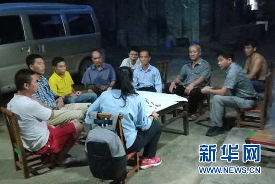 （新華全媒頭條&middot;時代先鋒&middot;圖文互動）（13）芳華無悔&mdash;&mdash;追記用生命堅守初心和使命的青年共產(chǎn)黨員黃文秀