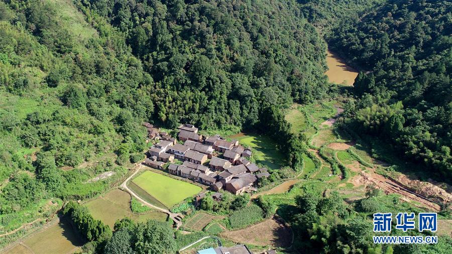 (壯麗70年·奮斗新時代——記者再走長征路·圖文互動)(6)老百姓舍生忘死救紅軍