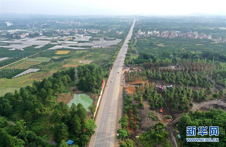 （壯麗70年&middot;奮斗新時代&mdash;&mdash;記者再走長征路&middot;圖文互動）（7）為有犧牲多壯志，敢教日月換新天&mdash;&mdash;重返紅軍血戰(zhàn)現場