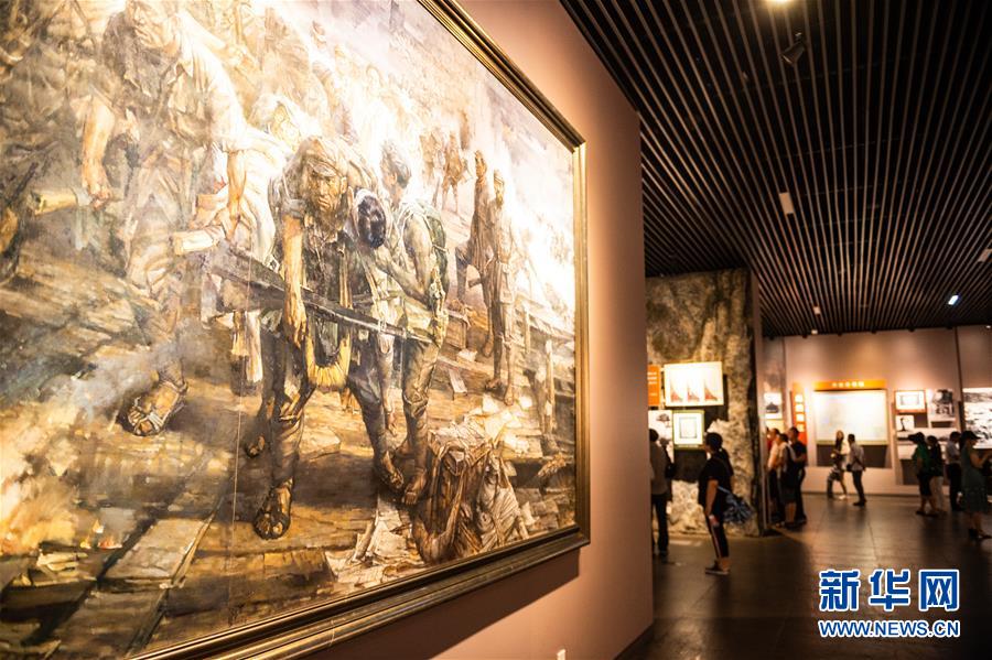 （壯麗70年&middot;奮斗新時(shí)代&mdash;&mdash;記者再走長(zhǎng)征路&middot;圖文互動(dòng)）（5）歷史在這里轉(zhuǎn)折：探訪遵義會(huì)議會(huì)址