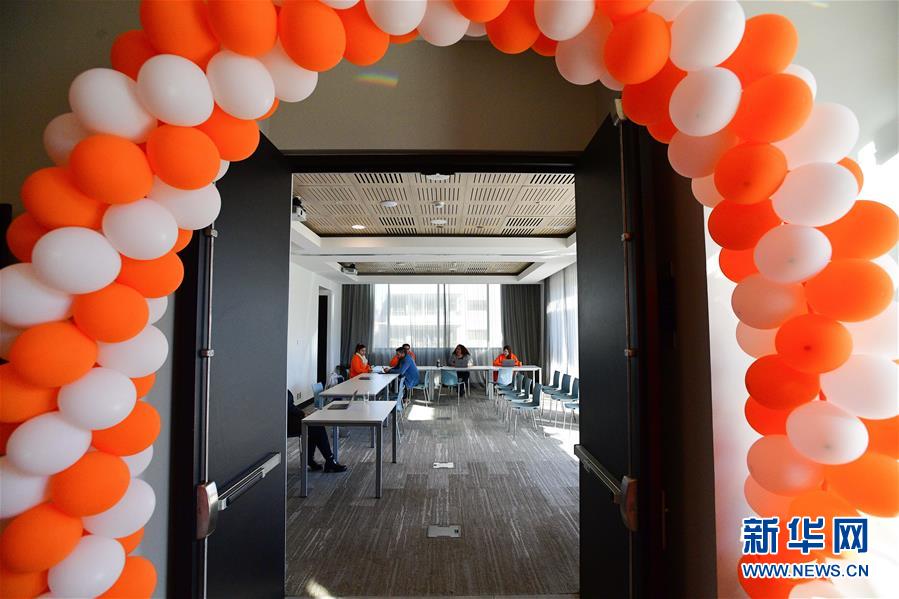 （新華全媒頭條&middot;圖文互動）（4）舵穩(wěn)當(dāng)奮楫 風(fēng)勁好揚(yáng)帆&mdash;&mdash;寫在習(xí)近平主席提出中拉命運(yùn)共同體理念五周年之際