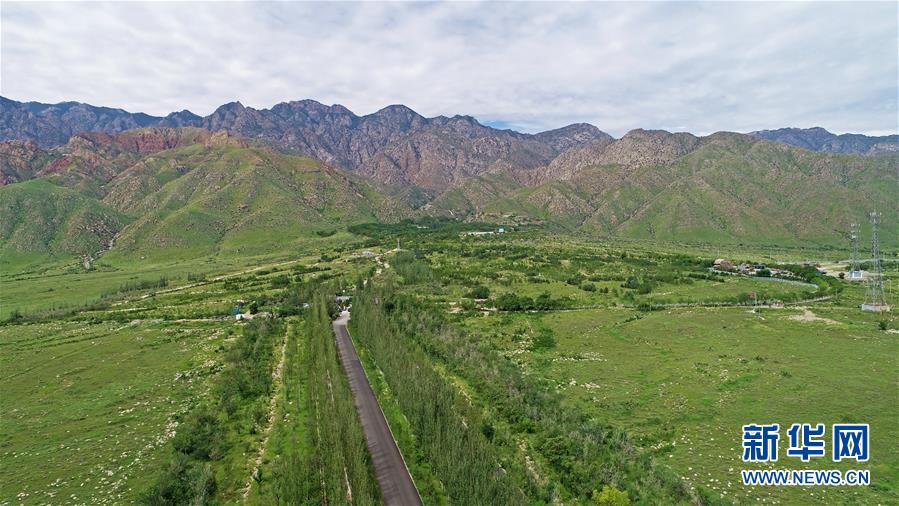 （壯麗70年&middot;奮斗新時(shí)代&mdash;&mdash;共和國發(fā)展成就巡禮&middot;圖文互動(dòng)）（9）生態(tài)美、百姓富&mdash;&mdash;品讀嶄新&ldquo;寧夏畫卷&rdquo;