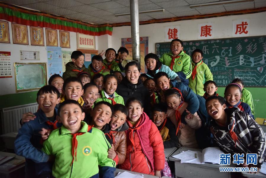 （不忘初心、牢記使命&middot;圖文互動）（3）青春之花綻放五千米云端&mdash;&mdash;記扎根海拔最高縣小學(xué)教師夫妻杜安東、曹曉花