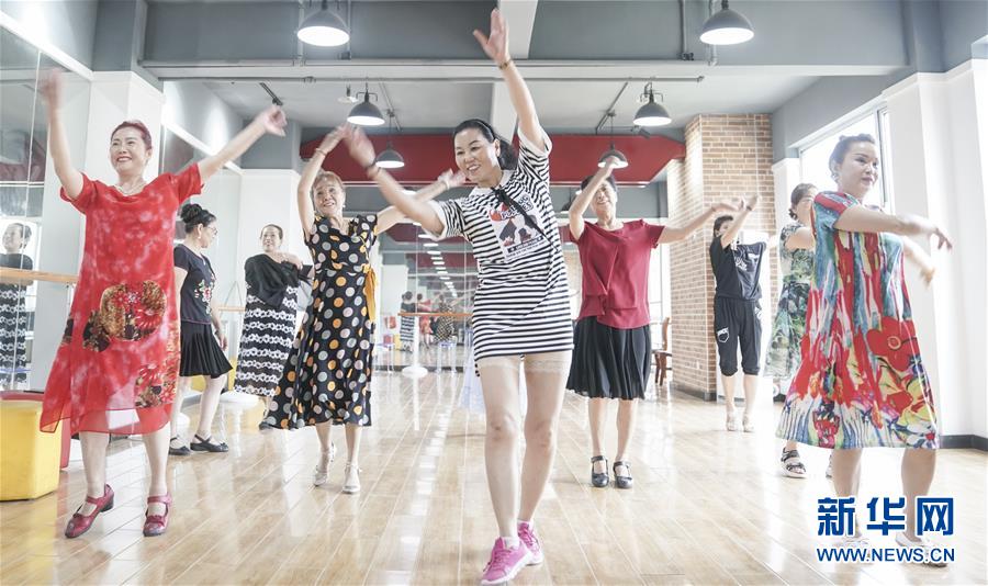 （習(xí)近平的民生關(guān)切事&middot;圖文互動）（5）為了夢圓安居，創(chuàng)造幸福生活&mdash;&mdash;習(xí)近平總書記牽掛的民生事之&ldquo;住有所居&rdquo;篇