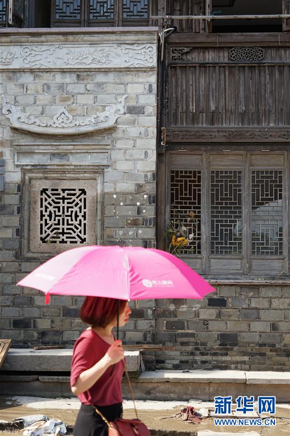 （關(guān)注&ldquo;利奇馬&rdquo;&middot;圖文互動）（1）古城洪災 八方馳援&mdash;&mdash;洪水災害下的浙江臨海現(xiàn)場目擊