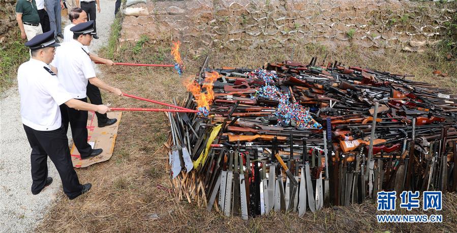 （法治）（5）全國154個(gè)城市開展集中銷毀非法槍爆物品活動(dòng)