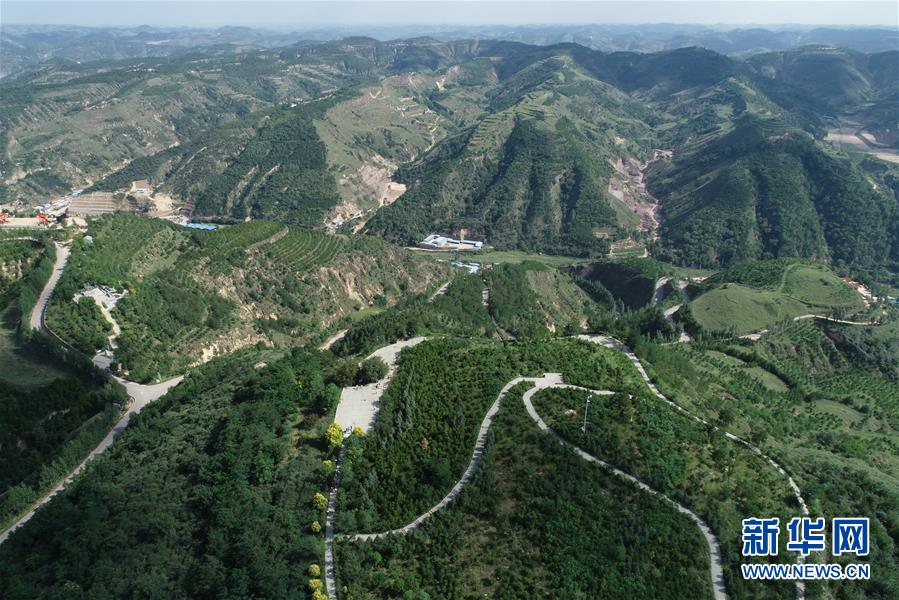 （新華全媒頭條&middot;壯麗70年&middot;奮斗新時代&mdash;&mdash;記者再走長征路&middot;圖文互動）（8）紅星，從這里照耀中國&mdash;&mdash;陜北見證中國革命的歷史轉(zhuǎn)折