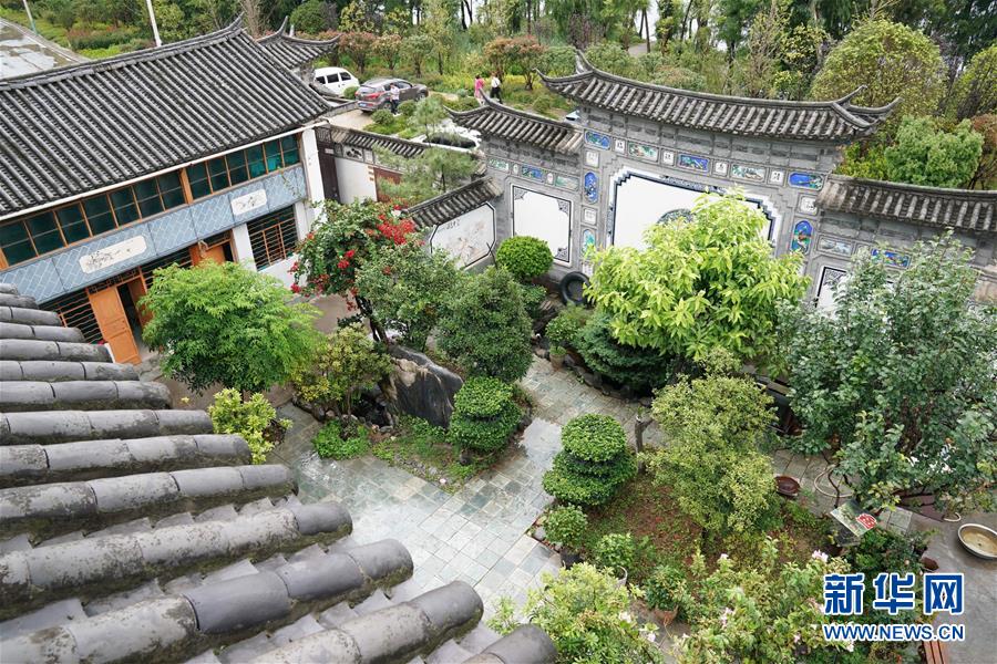 （在習(xí)近平新時代中國特色社會主義思想指引下&mdash;&mdash;新時代新作為新篇章&middot;總書記關(guān)心的百姓身邊事&middot;圖文互動）（1）留住鄉(xiāng)愁 綻放新顏&mdash;&mdash;傳統(tǒng)村落保護激發(fā)鄉(xiāng)村活力