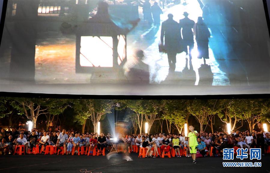 （壯麗70年&middot;奮斗新時代&mdash;&mdash;共和國發(fā)展成就巡禮&middot;圖文互動）（4）人民至上的生動實踐&mdash;&mdash;共和國民生發(fā)展成就巡禮