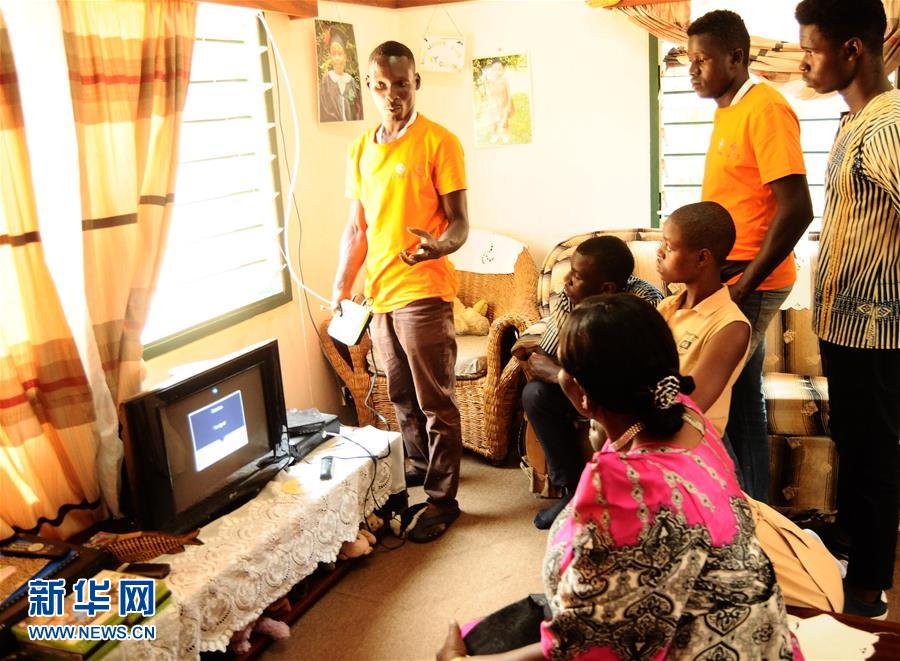 （新華全媒頭條&middot;圖文互動(dòng)）（3）攜手鑄就非凡夢(mèng)想&mdash;&mdash;寫在習(xí)近平主席提出構(gòu)建更加緊密的中非命運(yùn)共同體一周年之際