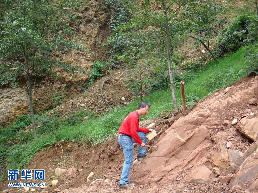 （新華全媒頭條&middot;圖文互動(dòng)）（4）迸發(fā)生命的無(wú)限熾熱&mdash;&mdash;構(gòu)造地質(zhì)學(xué)家李德威的赤子之歌