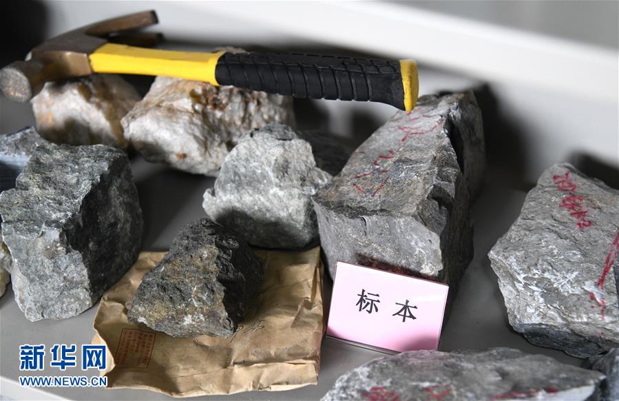 （新華全媒頭條&middot;圖文互動(dòng)）（13）迸發(fā)生命的無(wú)限熾熱&mdash;&mdash;構(gòu)造地質(zhì)學(xué)家李德威的赤子之歌