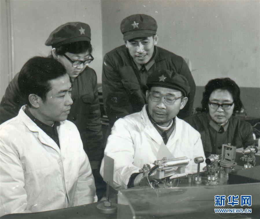 （愛國(guó)情 奮斗者&middot;圖文互動(dòng)）（1）永不停轉(zhuǎn)的&ldquo;陀螺&rdquo;&mdash;&mdash;追記中國(guó)工程院院士、國(guó)防科技大學(xué)教授高伯龍