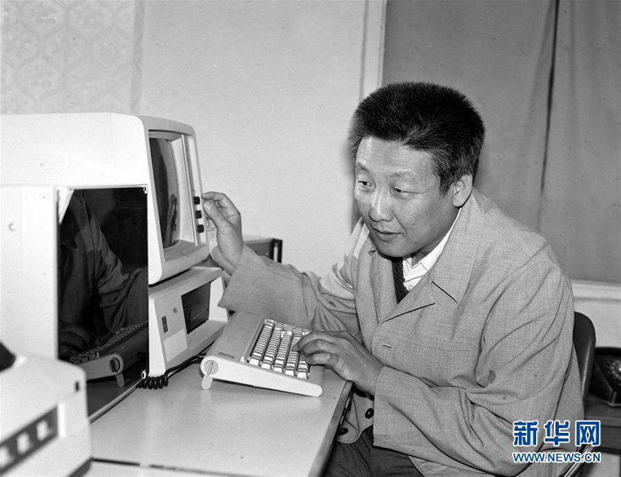 （壯麗70年&middot;奮斗新時(shí)代&mdash;&mdash;共和國榮光&middot;圖文互動(dòng)）（1）孫家棟：一輩子與衛(wèi)星打交道的航天&ldquo;大總師&rdquo;