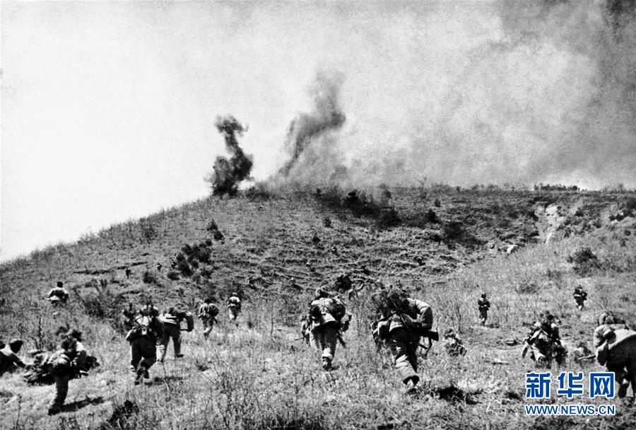 （圖文互動）（1）為了&ldquo;中國號&rdquo;巨輪揚帆遠航&mdash;&mdash;中國共產(chǎn)黨領導下的人民軍隊忠于祖國、服務人民啟示錄