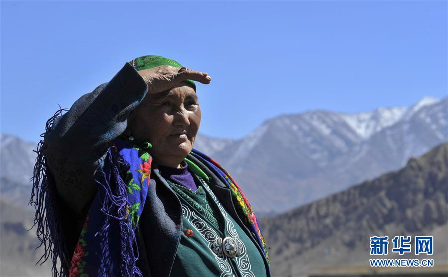 （壯麗70年&middot;奮斗新時(shí)代&mdash;&mdash;共和國(guó)榮光&middot;圖文互動(dòng)）（2）中國(guó)，一生的守護(hù)&mdash;&mdash;記&ldquo;人民楷模&rdquo;國(guó)家榮譽(yù)稱號(hào)獲得者布茹瑪汗&middot;毛勒朵