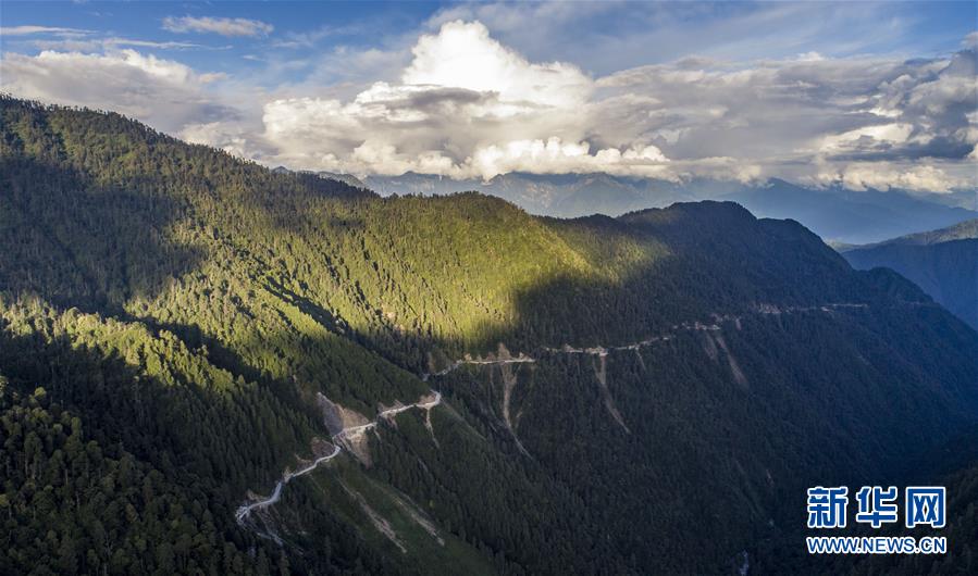 (圖文互動(dòng))(2)太陽照耀“人類童年”——新時(shí)代直過民族脫貧攻堅(jiān)紀(jì)事