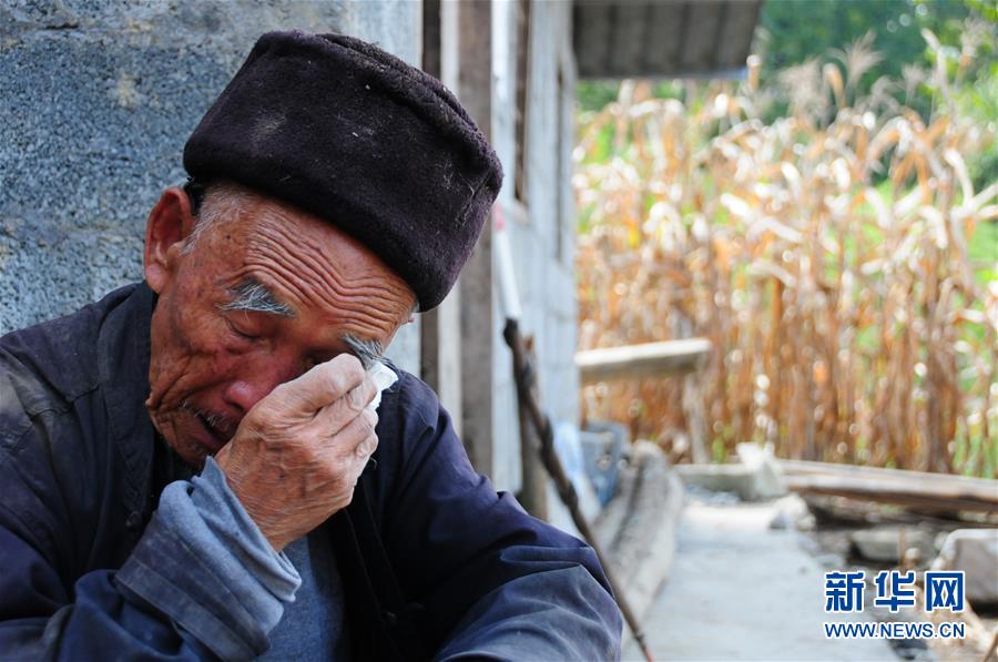 （新華全媒頭條&middot;圖文互動）（2）永不歸來的&ldquo;戰(zhàn)士&rdquo;&mdash;&mdash;追記倒在脫貧攻堅(jiān)一線的貴州沿河縣駐村第一書記文偉紅