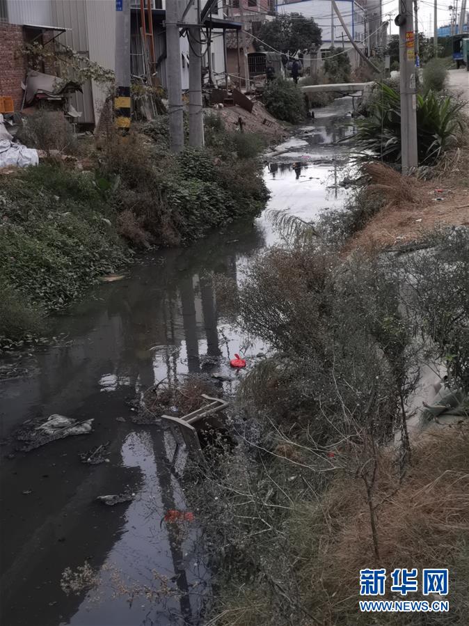 （新華調(diào)查&middot;國務(wù)院農(nóng)村人居環(huán)境大檢查&middot;圖文互動(dòng)）（4）農(nóng)村生活污水何處去？&mdash;&mdash;農(nóng)村污水治理&ldquo;梗阻&rdquo;現(xiàn)象調(diào)查