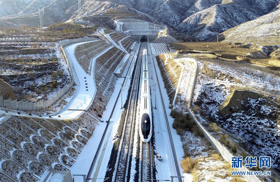 （新華全媒頭條&middot;圖文互動）（12）百年跨越，逐夢京張&mdash;&mdash;寫在京張高鐵開通暨中國高鐵突破3.5萬公里之際