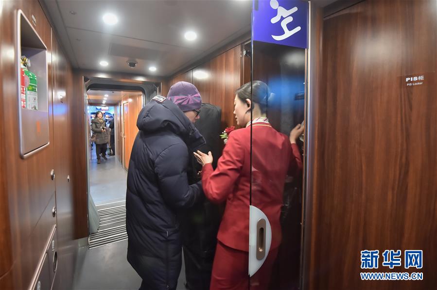 （新華全媒頭條&middot;圖文互動）（7）百年跨越，逐夢京張&mdash;&mdash;寫在京張高鐵開通暨中國高鐵突破3.5萬公里之際