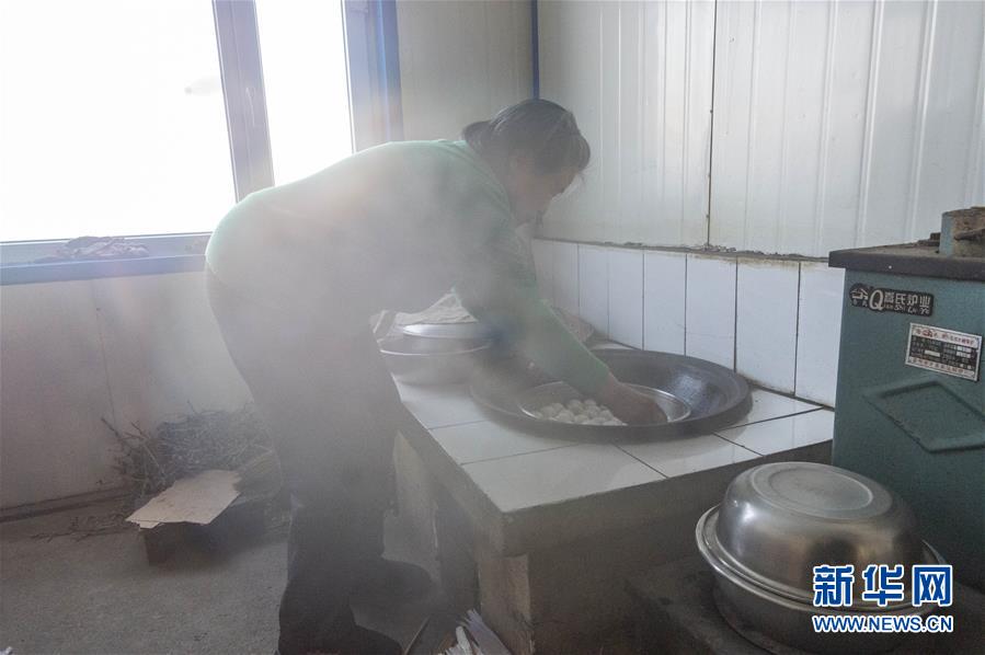 （圖文互動(dòng)）（4）從&ldquo;輕工漁網(wǎng)重工馬掌&rdquo;到&ldquo;圓夢(mèng)小康&rdquo;&mdash;&mdash;&ldquo;中國(guó)東極&rdquo;脫貧攻堅(jiān)剪影