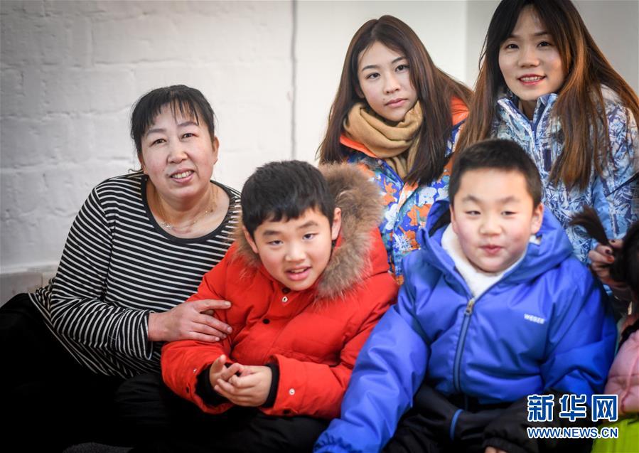 （新春走基層&middot;圖文互動）（3）最冷的日子　最暖的團聚&mdash;&mdash;寒極小年里的暖心故事