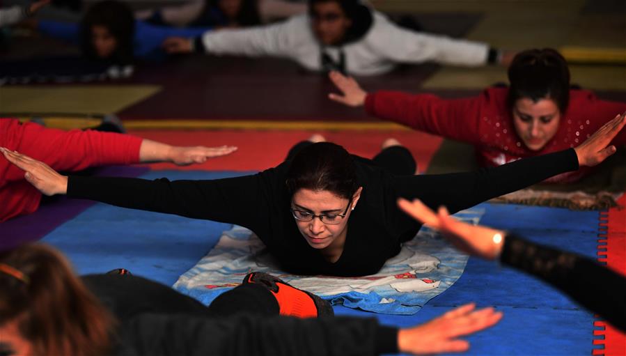 （國際&middot;圖文互動）（2）記者手記：在瑜伽中尋求療愈心靈