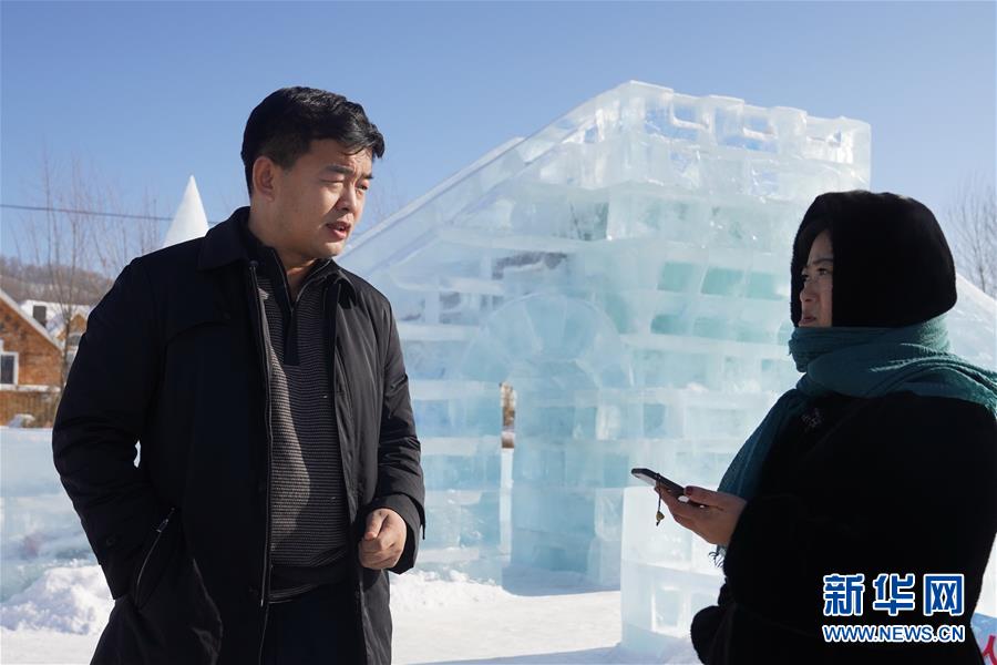 （新春走基層&middot;圖文互動(dòng)）（5）小鎮(zhèn)里的&ldquo;U盤書記&rdquo;