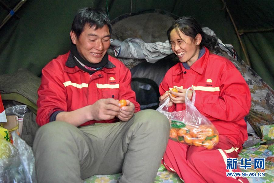 （新春走基層&middot;圖文互動）（7）寒冬里，&ldquo;沙漠玫瑰&rdquo;猶自綻放